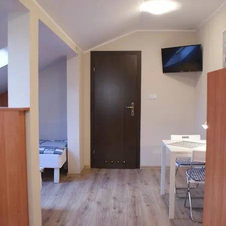 Na Debcu Διαμέρισμα Πόζναν